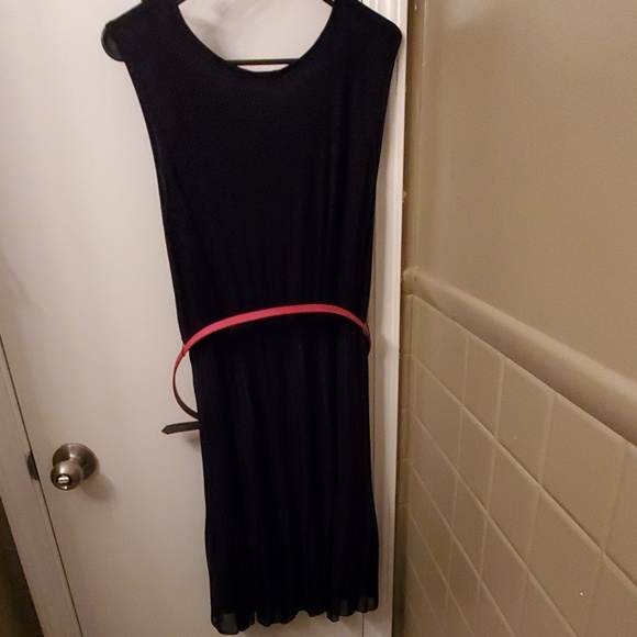 Cute Elle Black Dress with Pink Belt - Picture 2 of 7